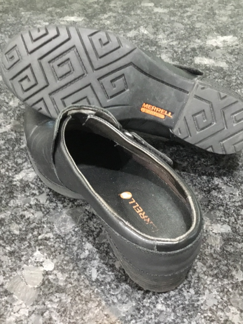 Merrill Clogs Size 9 - Picture 3 of 3